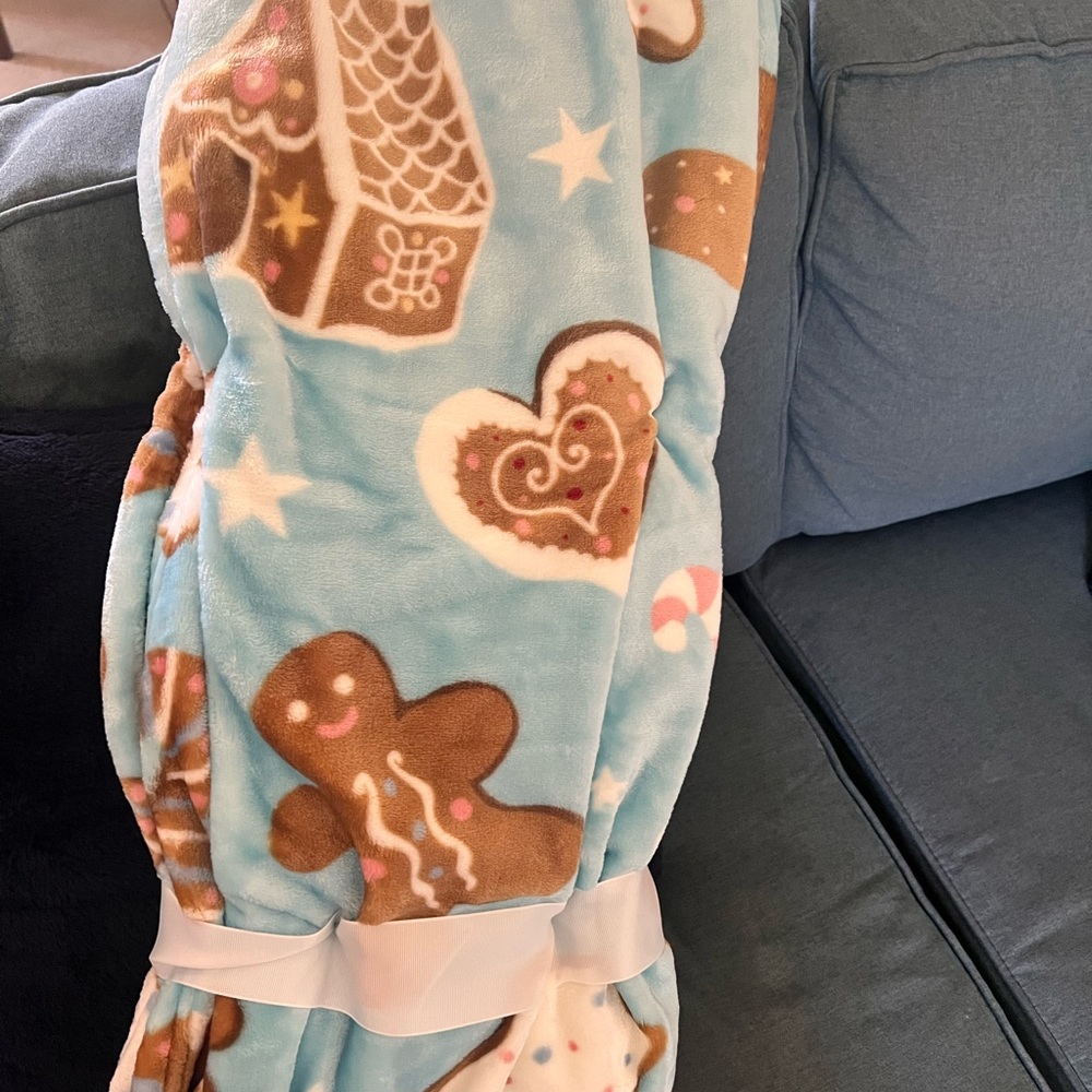 Sugar Cookie Gingerbread Blanket